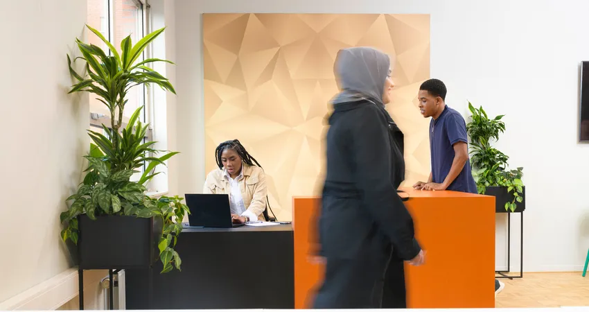 Studenten Junior Business Assistants leren in de praktijk