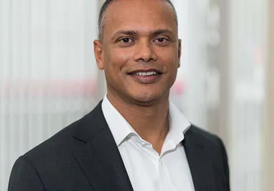 Aniel Ramawadh, lid van college van bestuur Zadkine