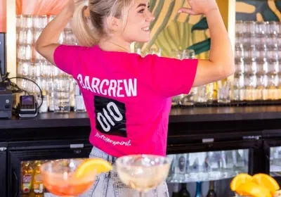010 bar academy bestaat 5 jaar. goede school 