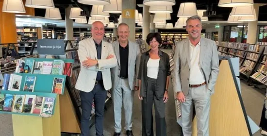 bestuurders Remko Keijzerwaard (Techniek College Rotterdam), Ron Kooren (Albeda), Alice Vlaanderen (Bibliotheek Rotterdam), Jan Lokker (Zadkine)