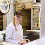 student zelfstandig werkend bakker 