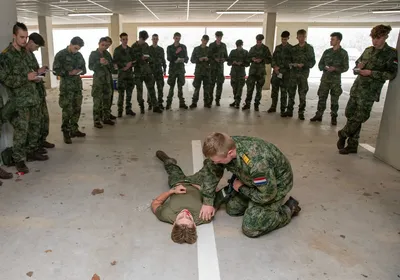 artikel NRC Zadkine goede school voor defensie 