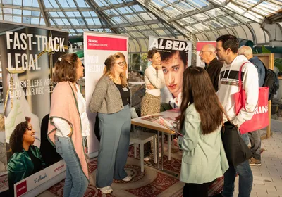 Fast Track Legal populair en goede opleiding 