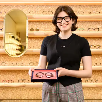 Student Opticien versneld bij een Optiek Opleiding