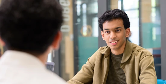 Studiekiezer stelt zijn laatste vragen voordat hij een keuze maakt