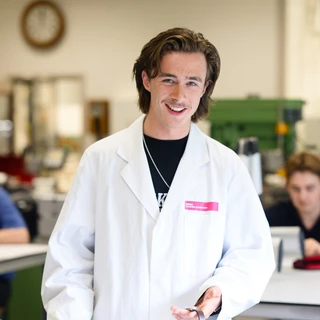 Student opleiding uurwerktechniek