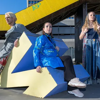 Fashion show tijdens het internationale film- en waterfestival Let's Talk About Water
