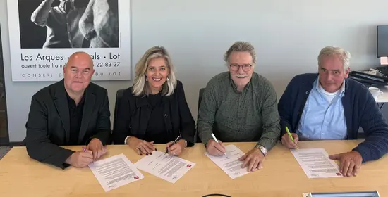 ondertekening Razzia monument Zadkine 
