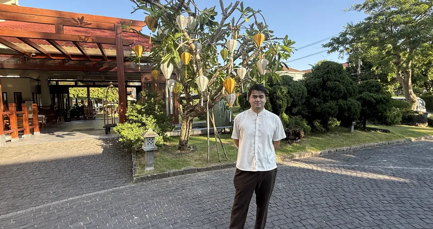 Vince op zijn stageplek in Vietnam